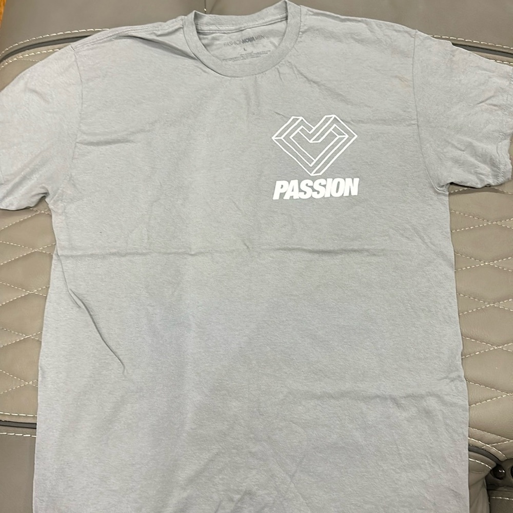 Men graphic t shirt